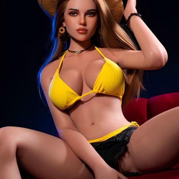 Caroline Room. Pure desire racing sex doll, the perfect combination of comfort, purity, sexiness, temptation, privacy and realism, PF top medical silicone material + TPE high-quality material, high-quality wig, 169 cm, 5.54 feet, G cup, 45 kg, new pure desire racing girl.